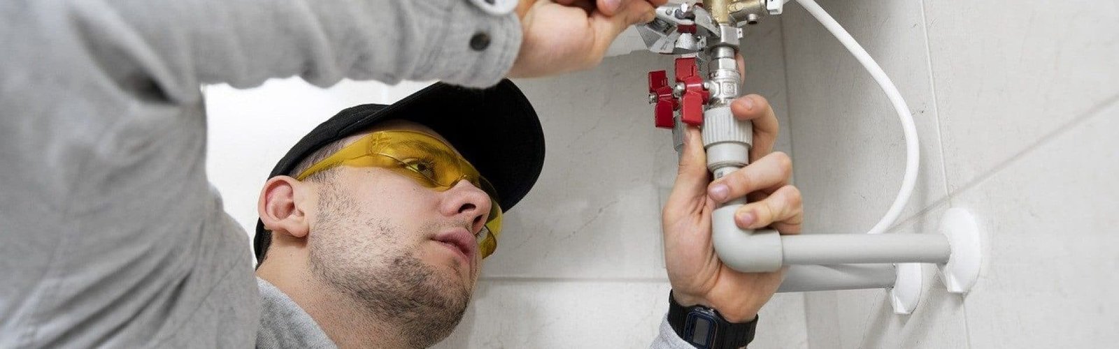 Technicien plombier chauffagiste